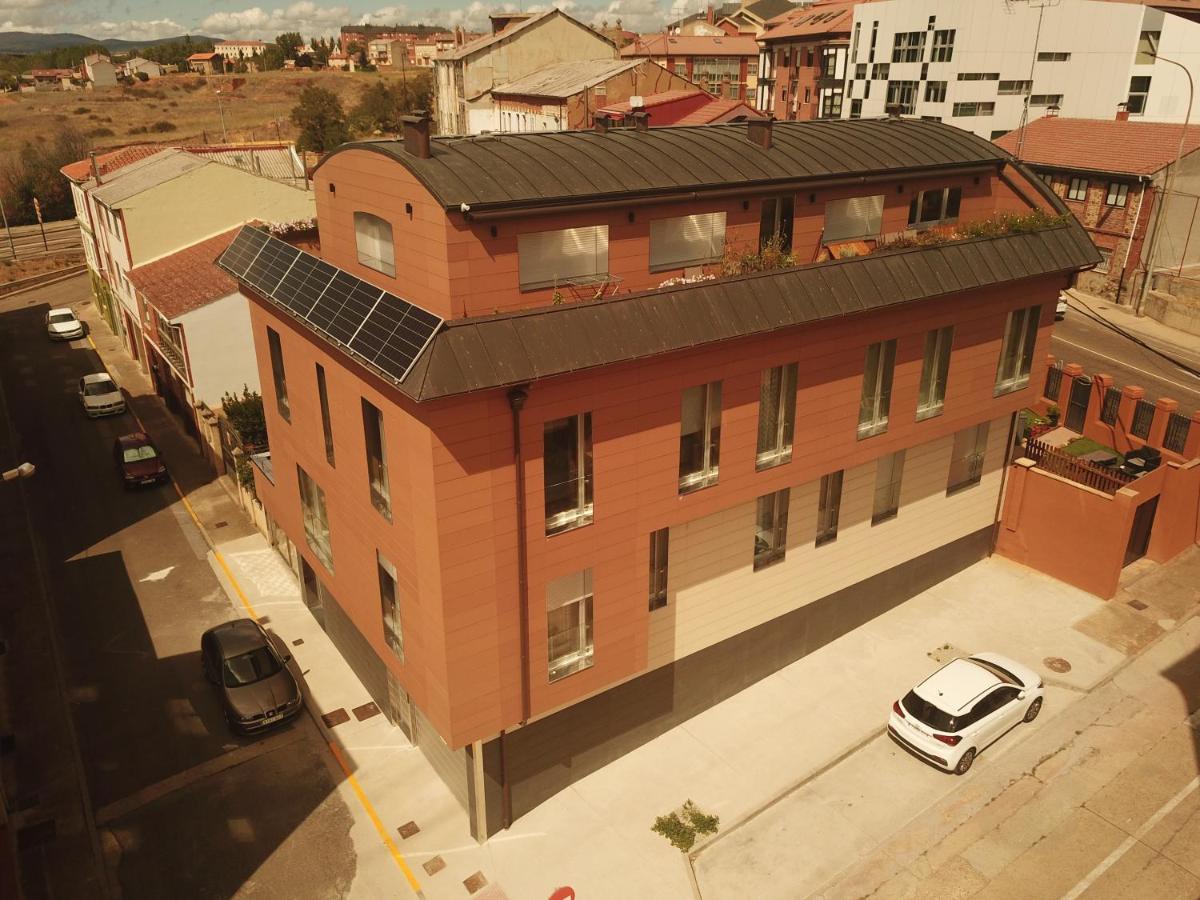 El Roble 9 Leilighet Astorga Eksteriør bilde